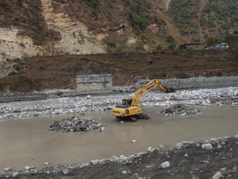 डिजाइन चेन्ज गरेर गाराघाट पुल निर्माण थालियो